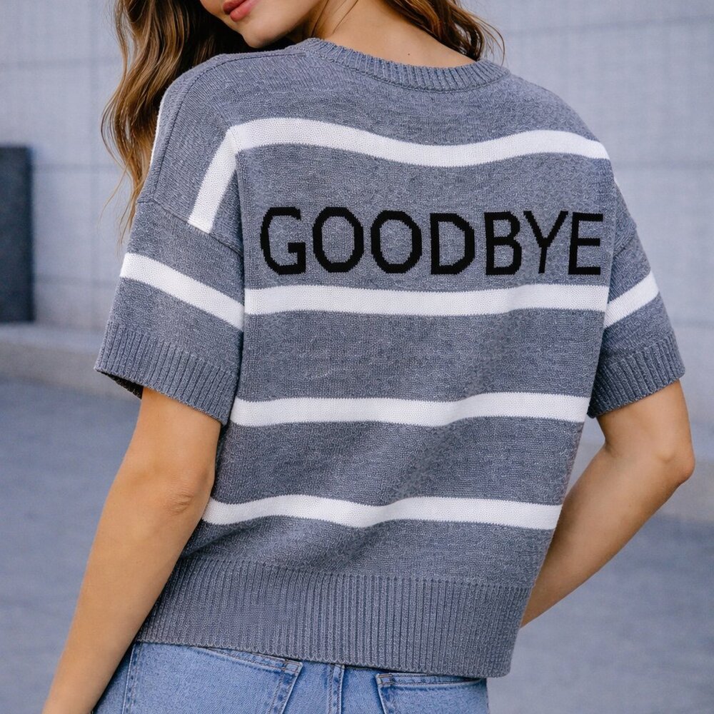 Banana‎ Republic Short Sleeve Sweater Womens XS Grey White Striped Goodbye
